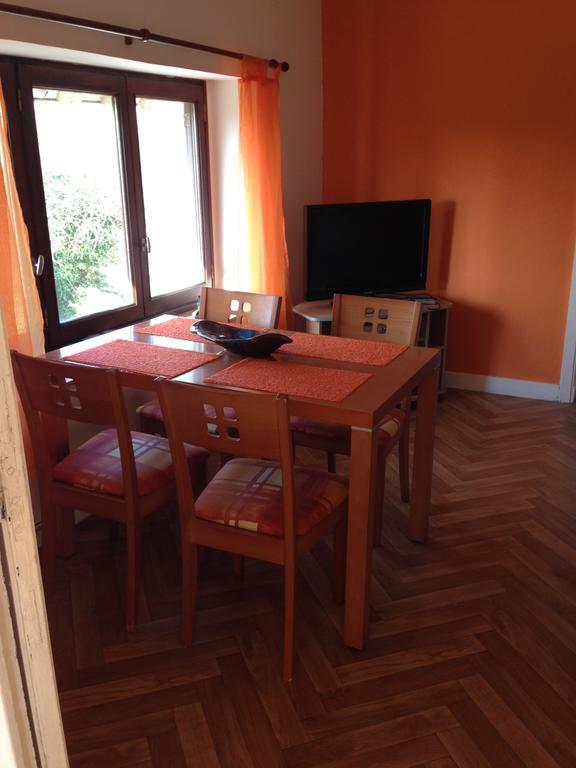 La Butte De L'Esperance Apartment Renaze Luaran gambar