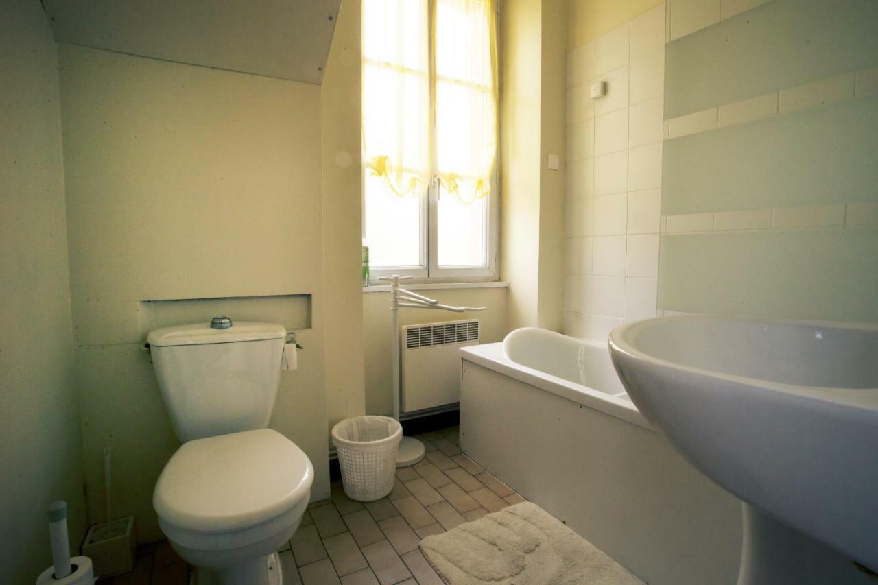 La Butte De L'Esperance Apartment Renaze Luaran gambar