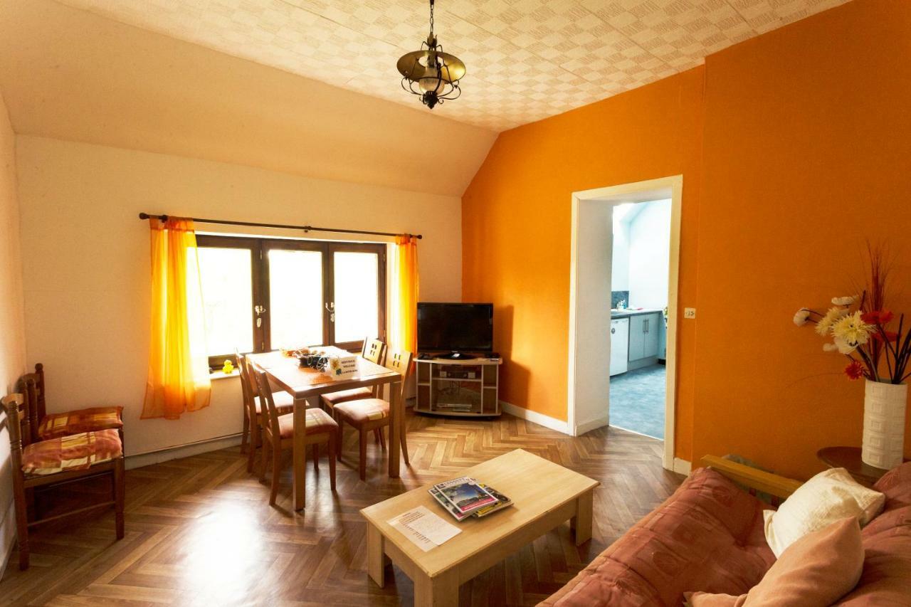 La Butte De L'Esperance Apartment Renaze Luaran gambar